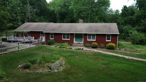 309 Roast Meat Hill Rd, Killingworth, CT 06419
