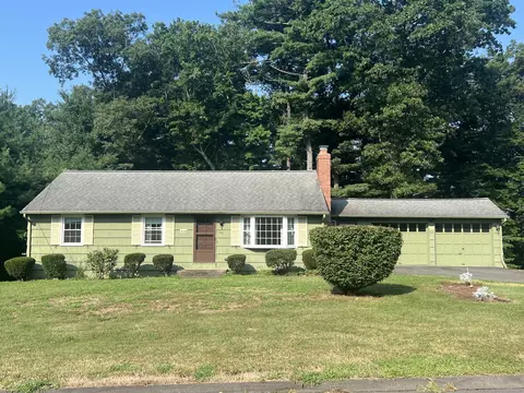 140 Brookside Dr, Bristol, CT 06010