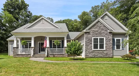 46 Old Bethel Rd, Newtown, CT 06470
