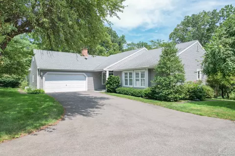 12 Saxon Woods Ct, Cheshire, CT 06410