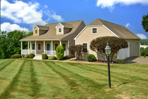 12 Foster Dr, Ellington, CT 06029