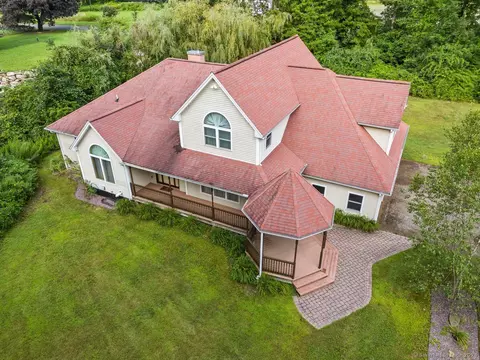 86 Leavitt Rd, Woodstock, CT 06281