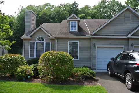25 Hamden Hills Dr #38, Hamden, CT 06518