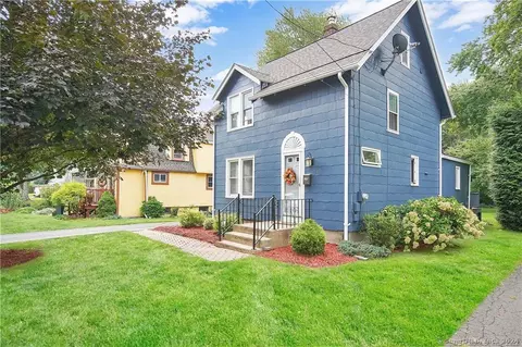 69 Linwood Ave, Newington, CT 06111