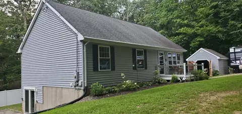 29 Union Dr, Ashford, CT 06278