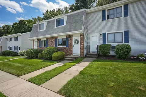 73 Heritage Woods Woods #73, Wallingford, CT 06492