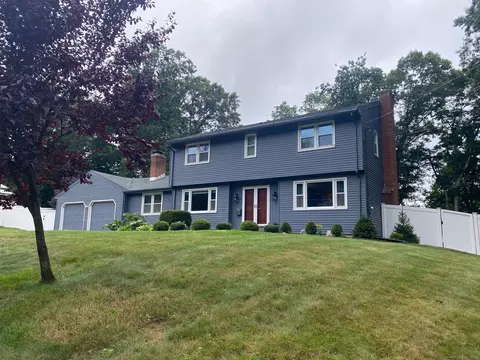 165 Clinton Dr, South Windsor, CT 06074