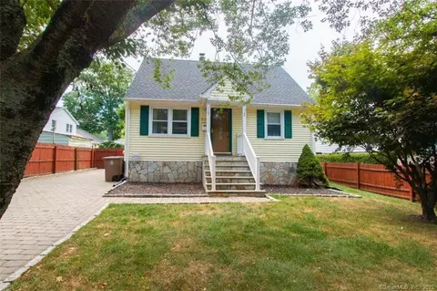 234 Hillandale Ave, Stamford, CT 06906