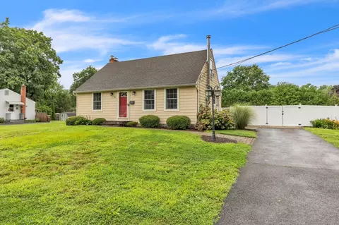 28 Windham Rd, Enfield, CT 06082