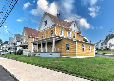 181 Seymour Ave, Derby, CT 06418