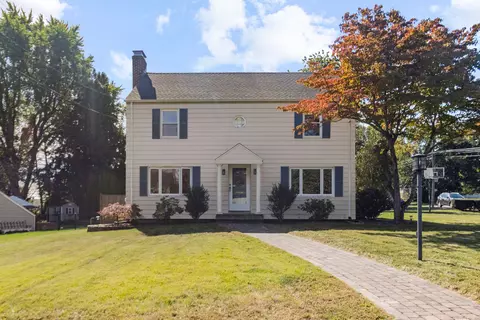 15 Overhill Rd, West Hartford, CT 06117
