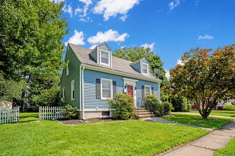 57 Quinn St, Naugatuck, CT 06770
