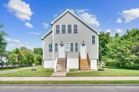 3 Fairfield St, East Hartford, CT 06108
