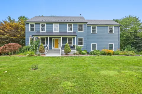 120 Lewis Rd, Trumbull, CT 06611