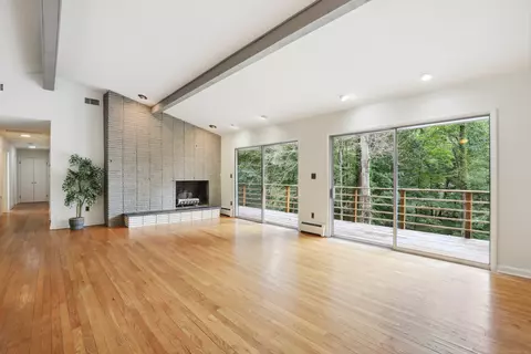 39 Cedar Rd, Wilton, CT 06897