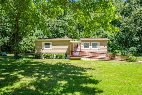 12 Stone Hedge Rd, Westbrook, CT 06498