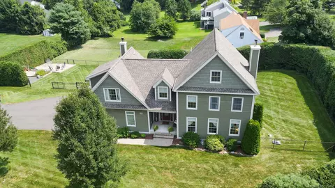 270 Camp St, Plainville, CT 06062