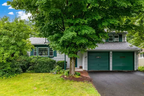 247 Newton St, Berlin, CT 06037