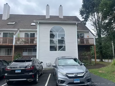 3200 Madison Ave #3, Bridgeport, CT 06606