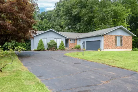 86 Gannet Dr, Southington, CT 06489
