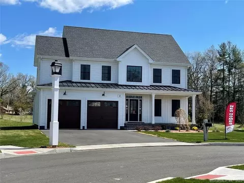 18 Lavender Ln, Southington, CT 06489