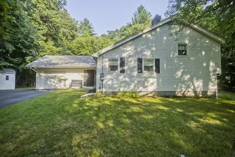 38 Rose Haven Rd, Somers, CT 06071