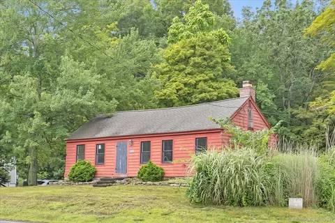 1380 Boston Tpke, Coventry, CT 06238