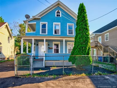 64 Adams St, Bridgeport, CT 06607