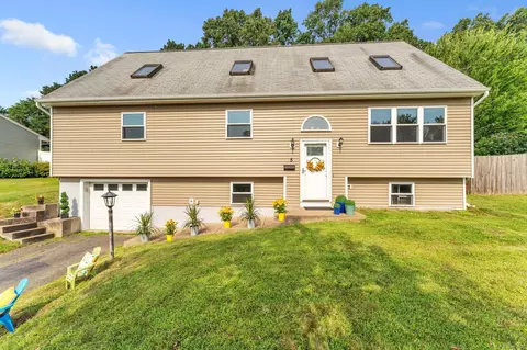5 Hale Rd, Enfield, CT 06082