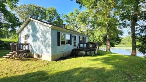 138 Prospect Ave, Killingly, CT 06239