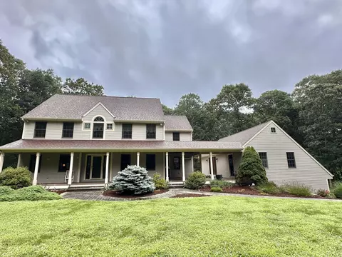 41 Olenick Rd, Lebanon, CT 06249