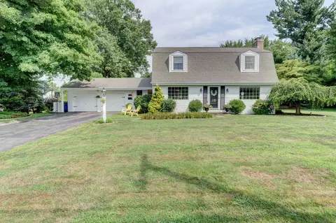 456 Church St, Wethersfield, CT 06109