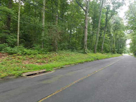 Little City Road Road, Haddam, CT 06441