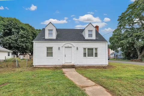 22 Noble St, Hamden, CT 06514