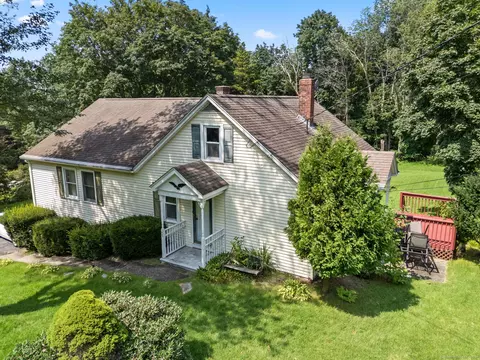 45 Squaw Rock Rd, Plainfield, CT 06354