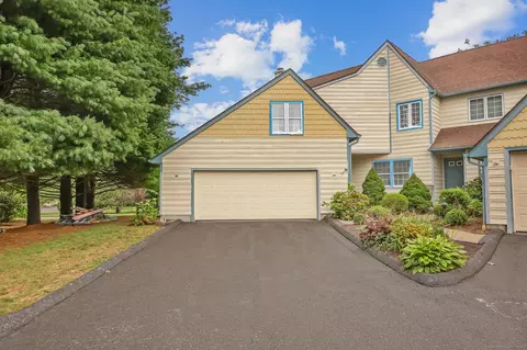 23 L Hermitage Dr #23, Shelton, CT 06484