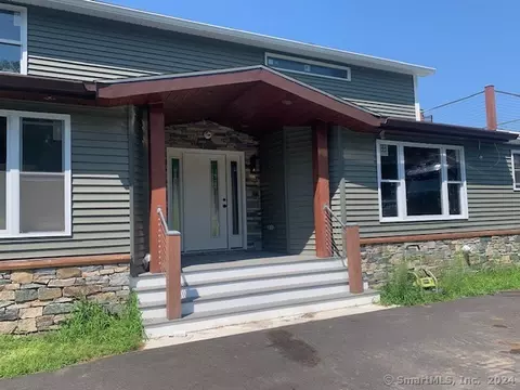 370 Burnham St, South Windsor, CT 06074