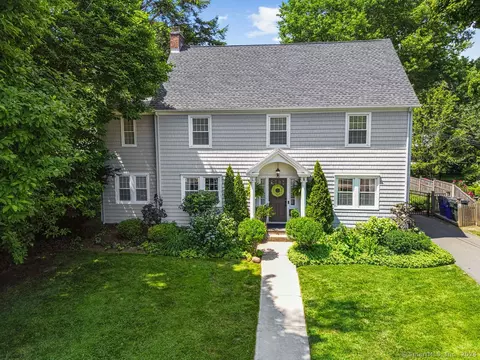 1142 Farmington Ave, West Hartford, CT 06107