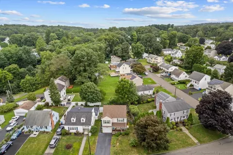 22 Fort Hill Ave, Shelton, CT 06484