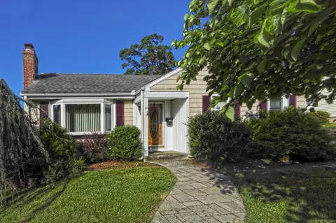 44 Kirkside Ave, Milford, CT 06460