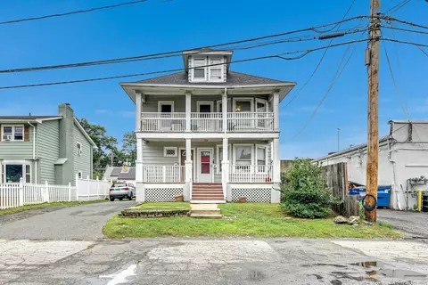 24-26 Marcel St, Bridgeport, CT 06606