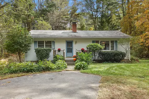 64 Hawkins Rd, Woodstock, CT 06282