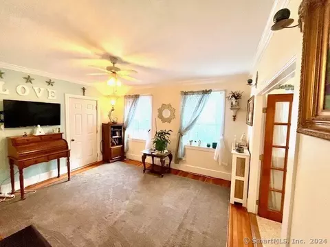 92 Rowsley St #1, Bridgeport, CT 06605