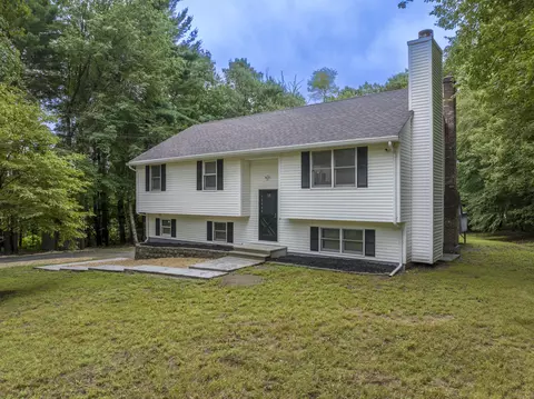 15 Kozley Rd, Tolland, CT 06084