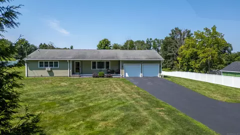18 Hawleyville Rd, Bethel, CT 06801
