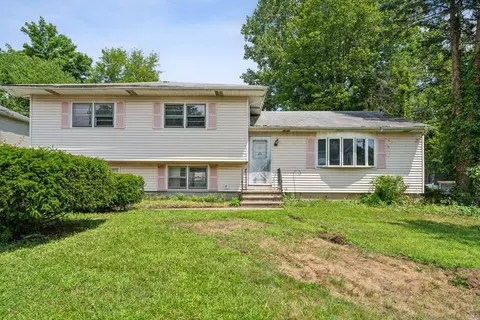 25 Myrtle Ave, West Haven, CT 06516