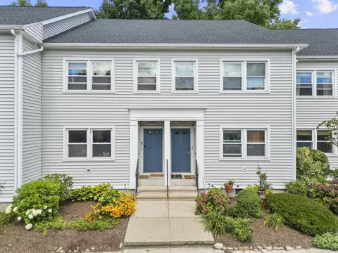 93 Ellsworth St #205, Bridgeport, CT 06605