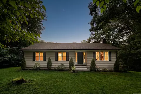141 West Rd, Marlborough, CT 06447