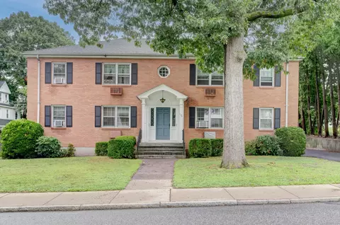 149 Bissell St, Manchester, CT 06040