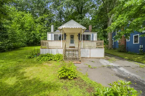204 Birchwood Rd, Windsor, CT 06095